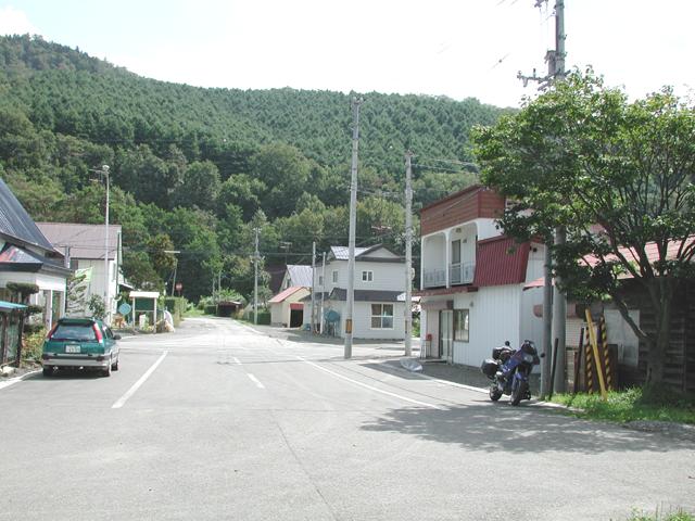 布部駅前