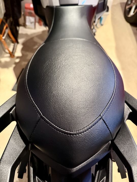 V[g